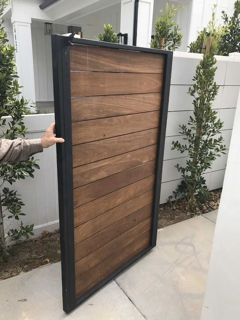 Iron Men Gates & Doors Design