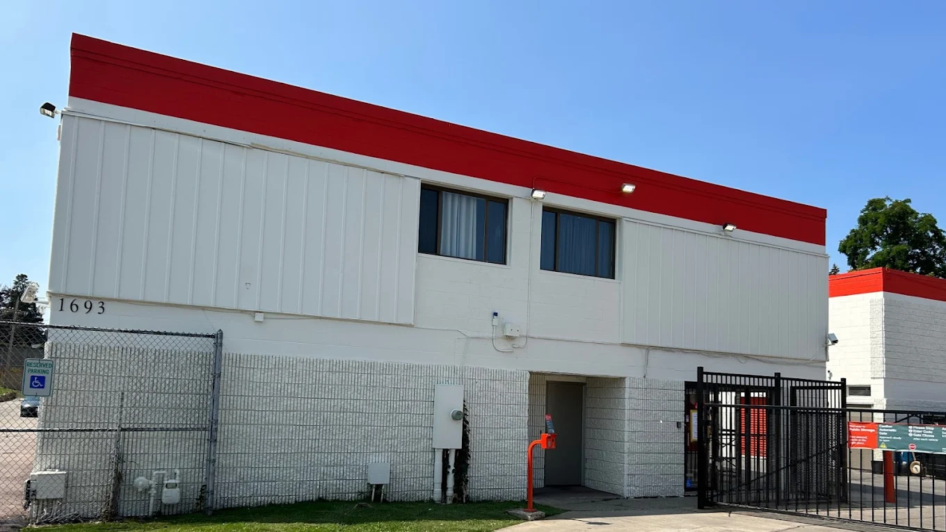 Public Storage