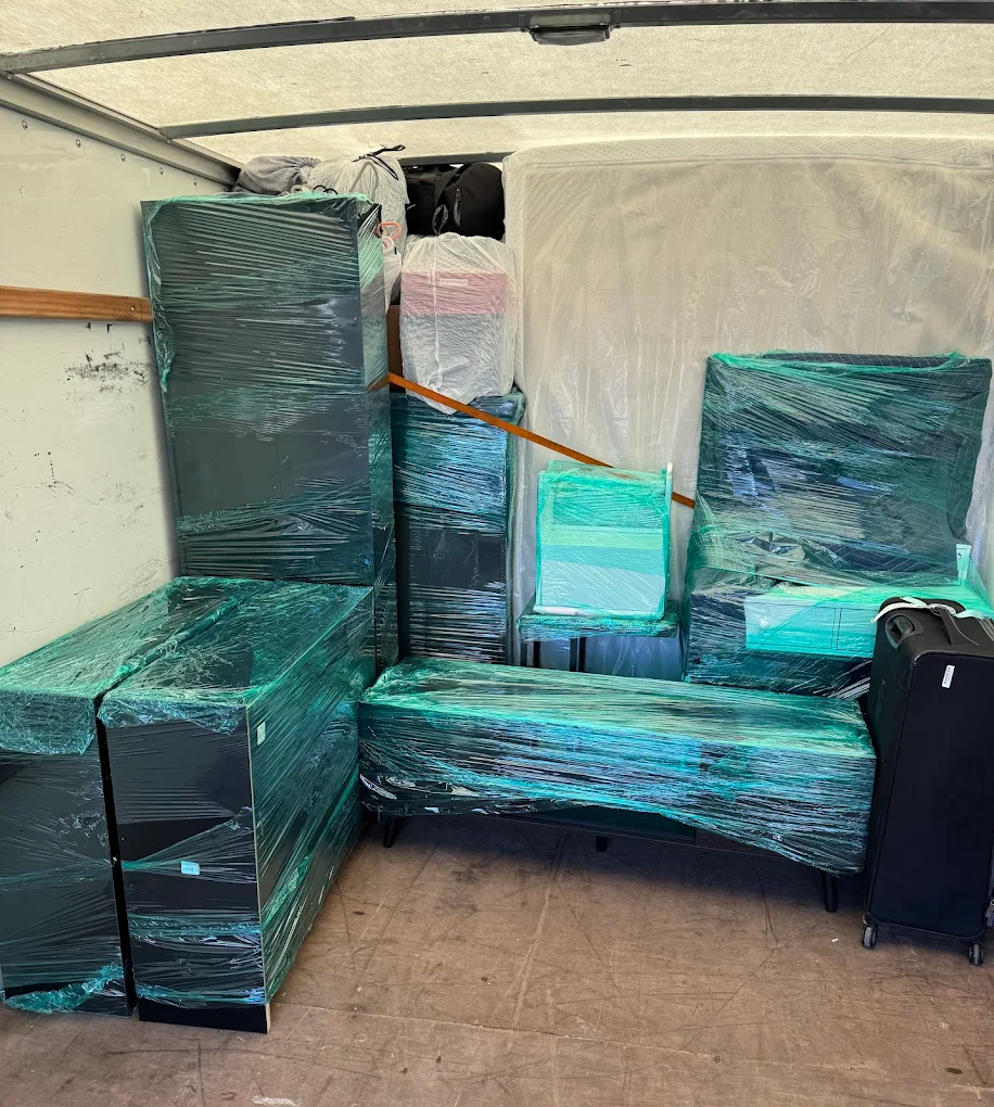 Instant Movers LLC