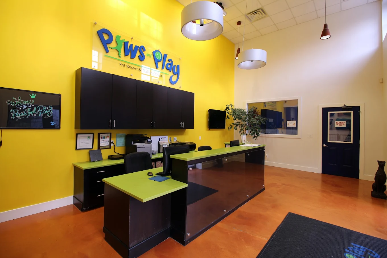 Paws & Play Pet Resort and Training Center