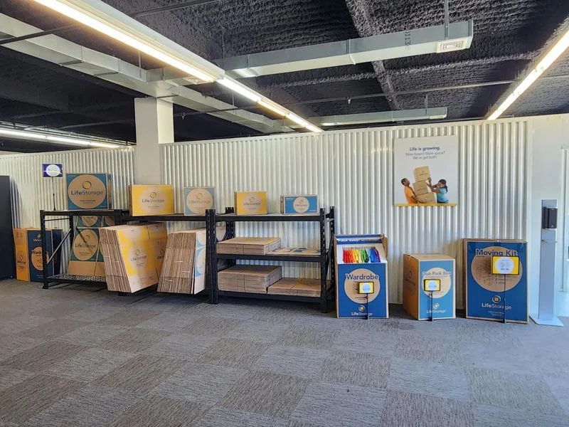 Extra Space Storage