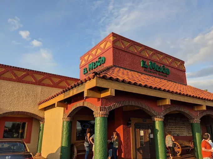 El Meson at Hamilton Place