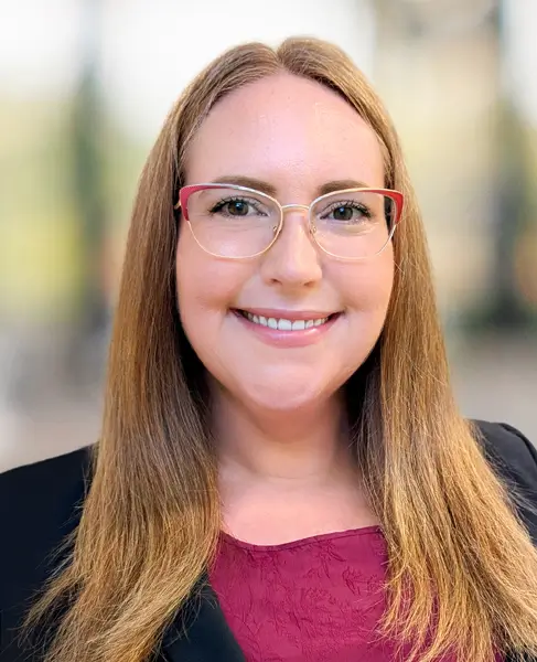 Russell & Hill – Injury & Accident Attorneys : Kristen Cusick 