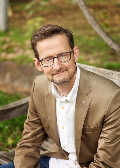 Hunsberger Dunn LLP : Herb Chavers