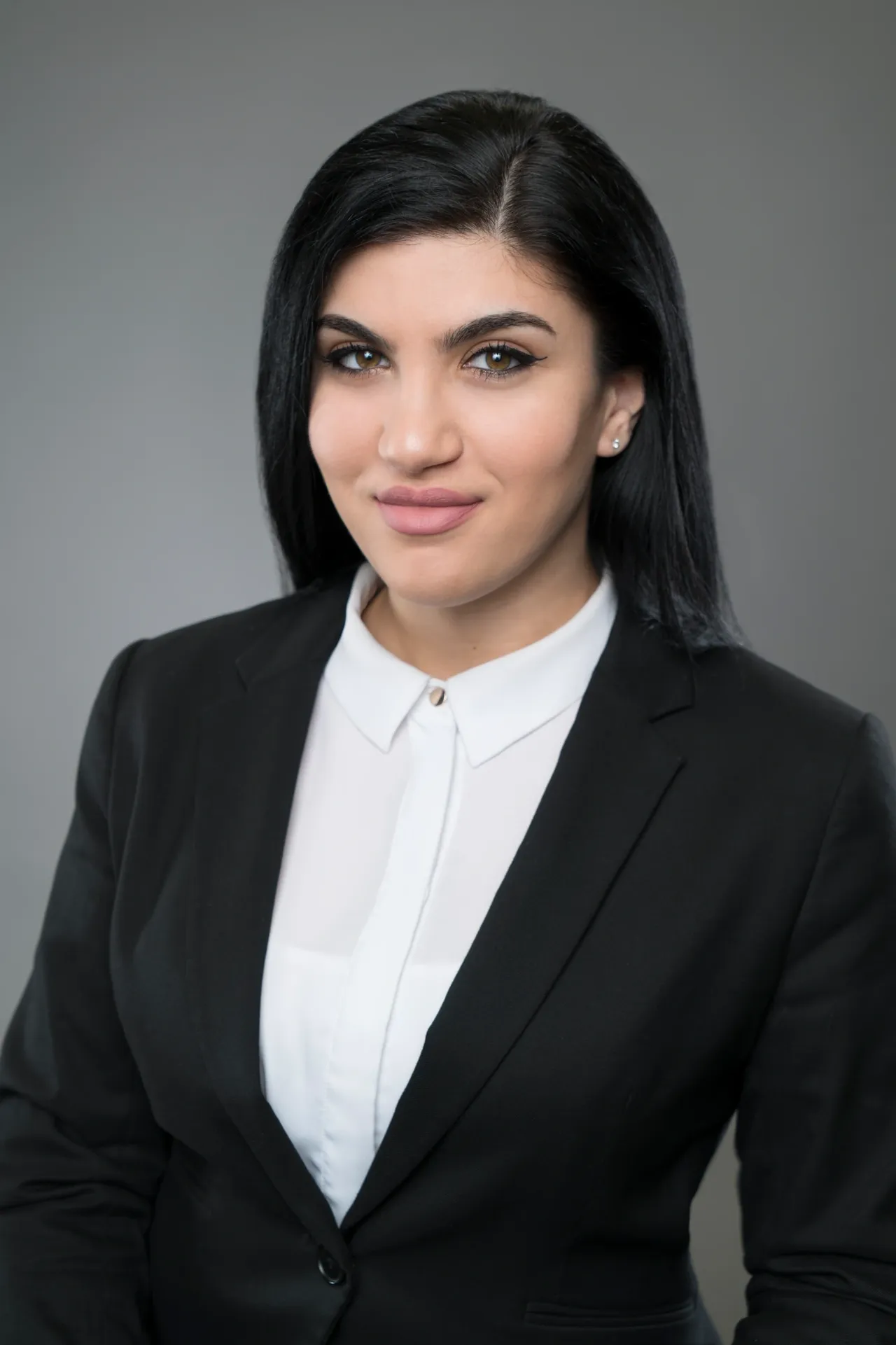 Kiwan Law : Leona Heidi Kiwan