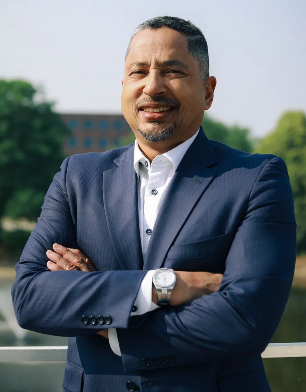 VW Law LLC : Vaughn A. White