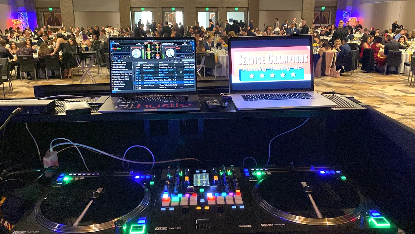 DJ Hustle ®