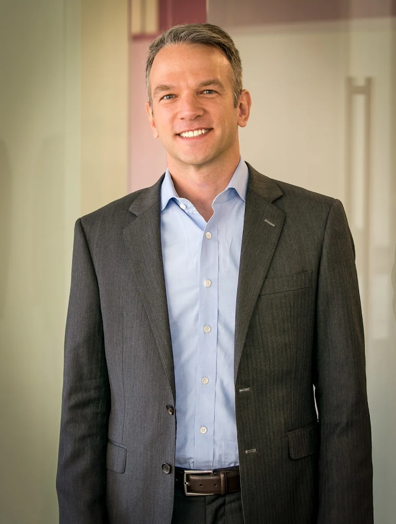 RackiLaw, LLC : Greg Racki