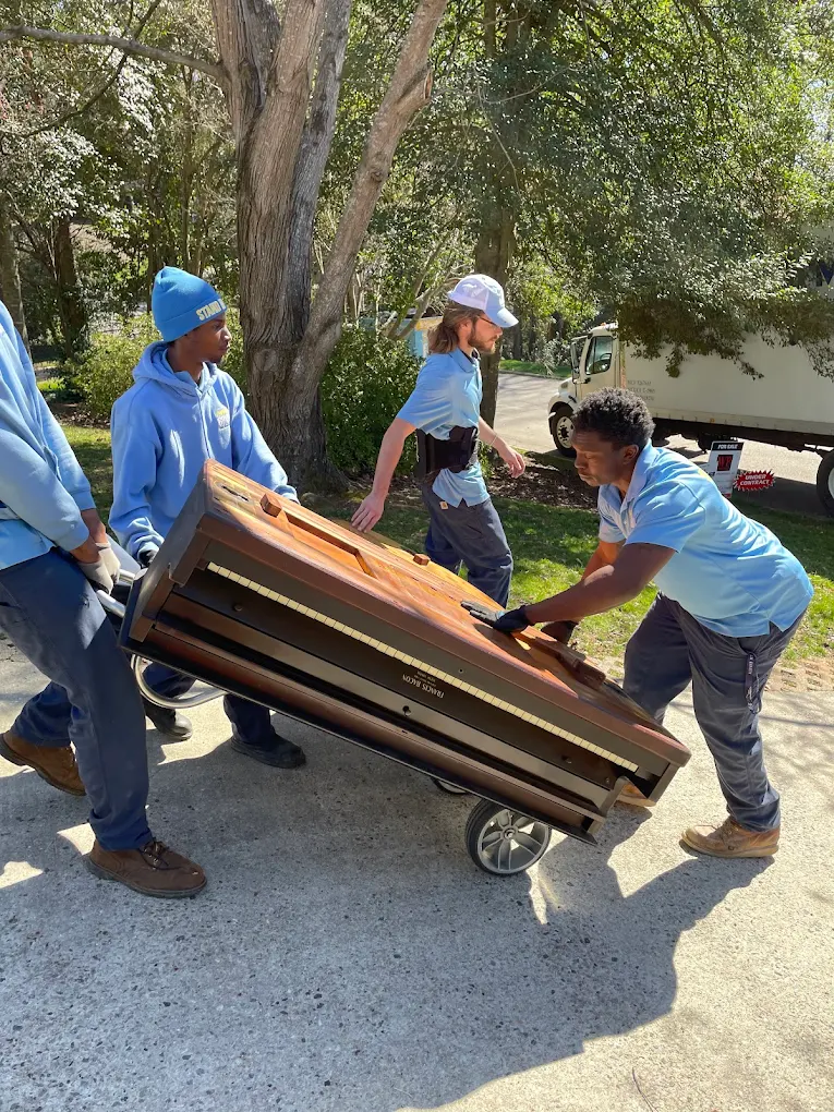 Stand Up Guys Junk Removal