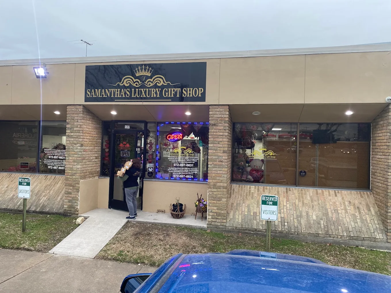 The Luxury Samantha's flower shop