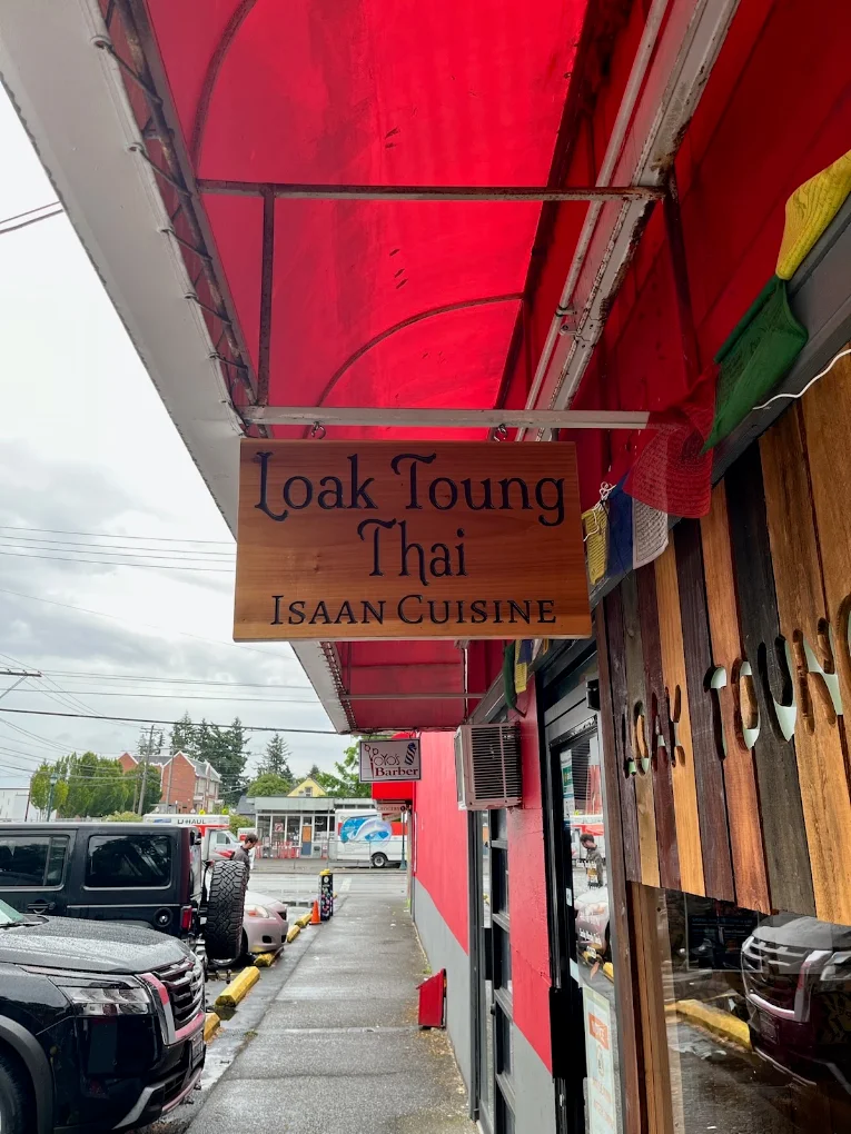 Loak Toung Thai