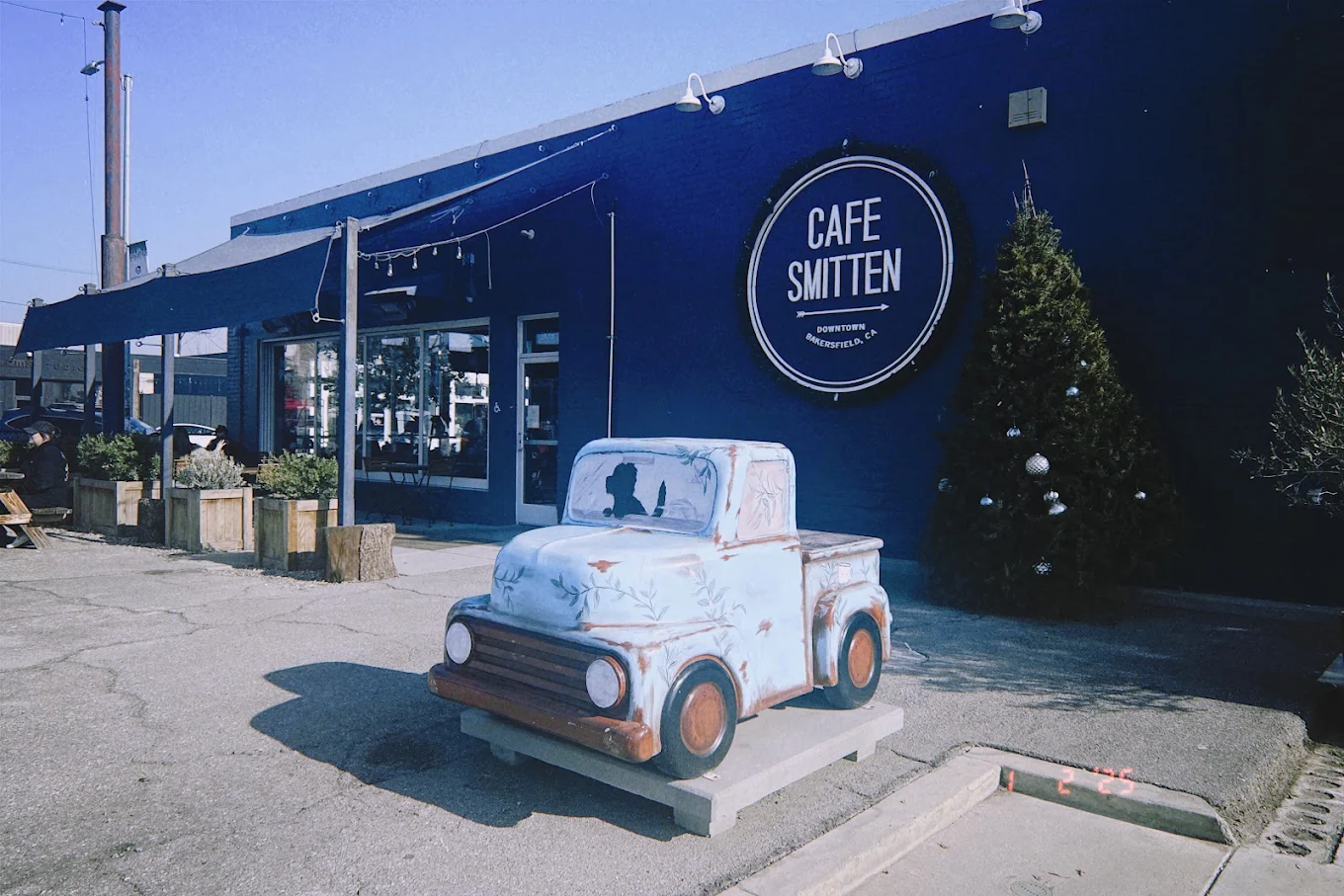 Cafe Smitten