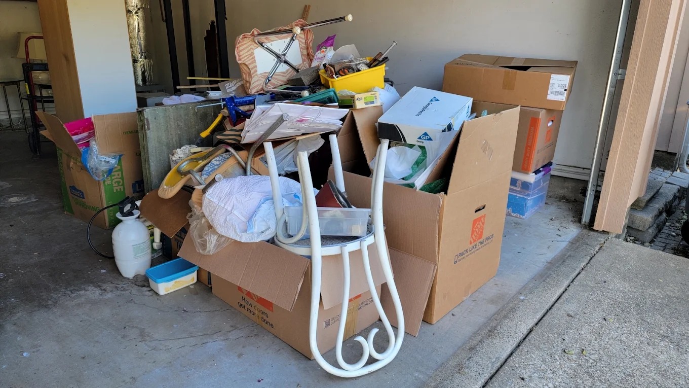 CR Superior Services Junk Removal & Fence Repairs