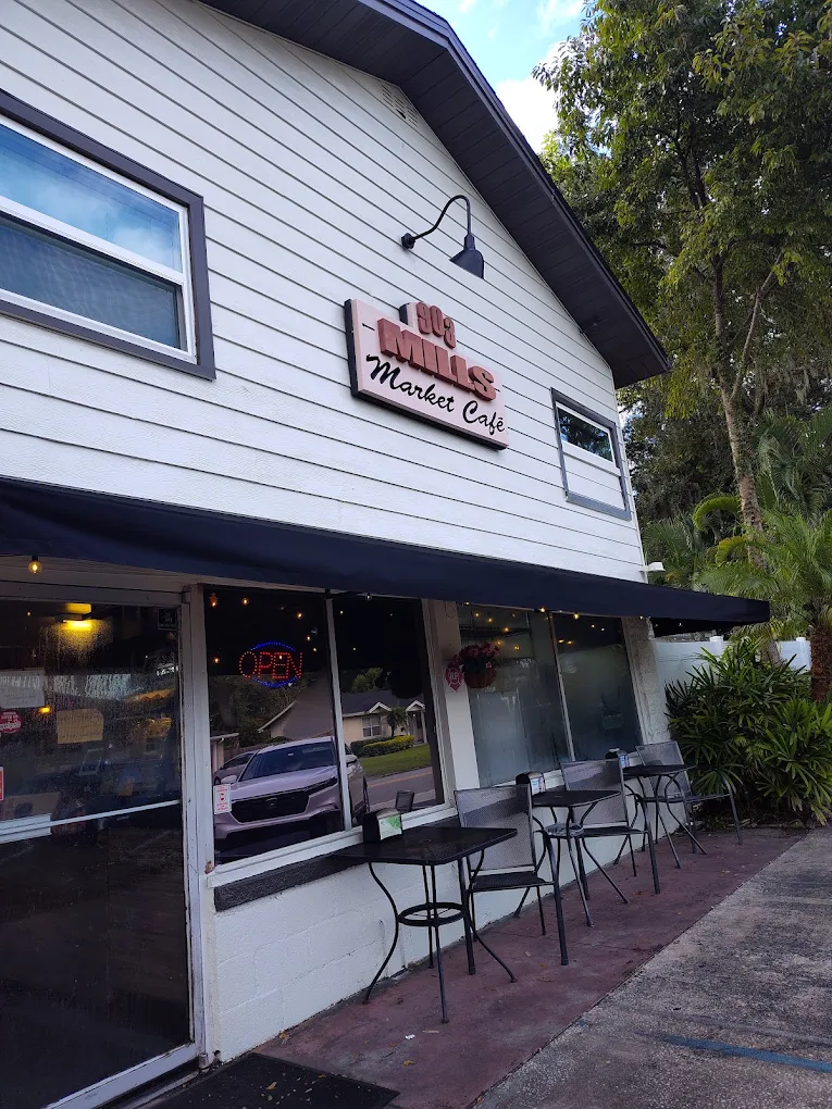 903 Mills Market